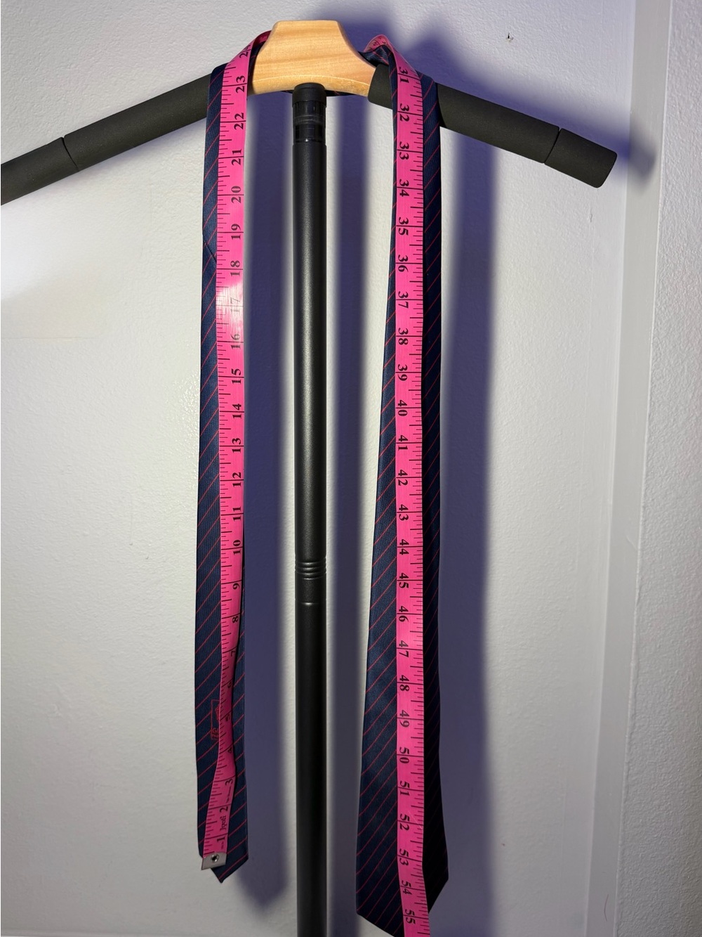 Gucci Navy Tie with Red Diagonal Stripe - Picture 10 of 12